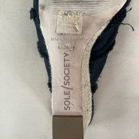 Sole Society Fabric Knot Slip On Espadrille Wedges in Black Size 6.5 - Picture 7 of 7